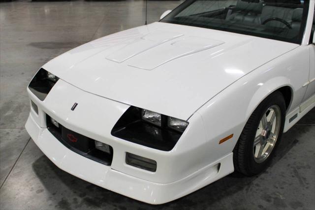 used 1991 Chevrolet Camaro car, priced at $25,900