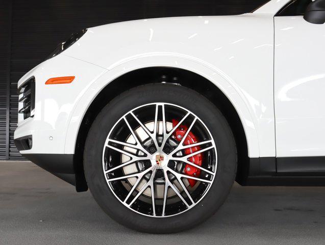 new 2025 Porsche Cayenne car, priced at $119,315