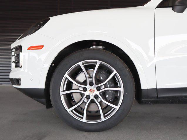 new 2025 Porsche Cayenne car, priced at $100,925