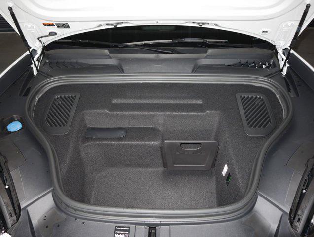 new 2025 Porsche Macan car, priced at $127,585