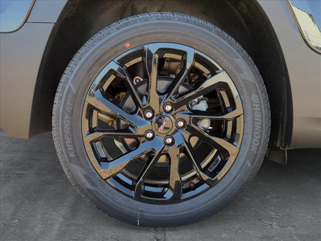 new 2024 GMC Terrain car, priced at $33,000