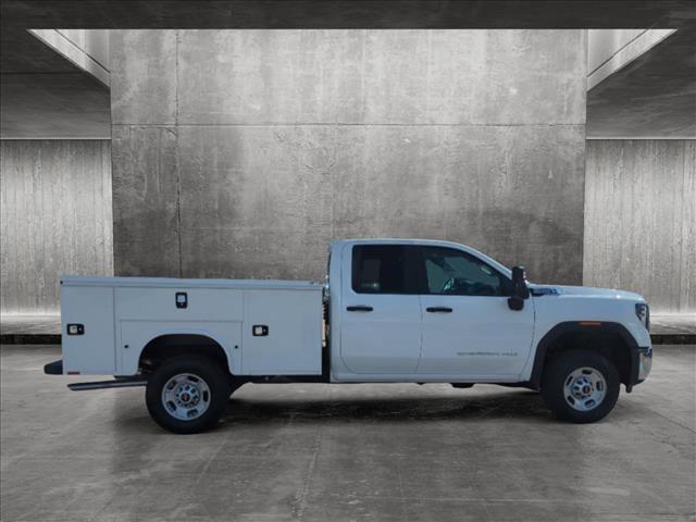 new 2024 GMC Sierra 2500 car, priced at $52,003