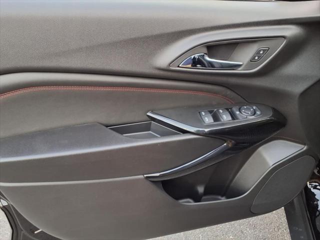new 2025 Chevrolet Trax car, priced at $23,754