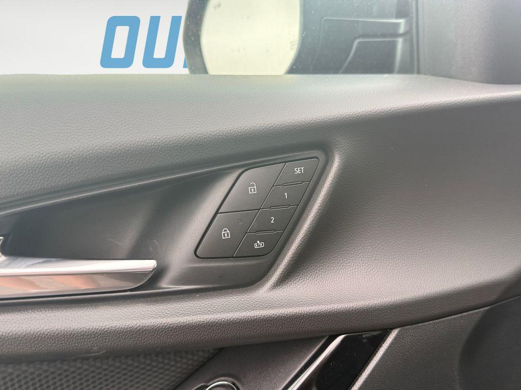 new 2026 Chevrolet Equinox car, priced at $33,420