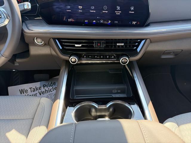 new 2025 Chevrolet Suburban car, priced at $64,009