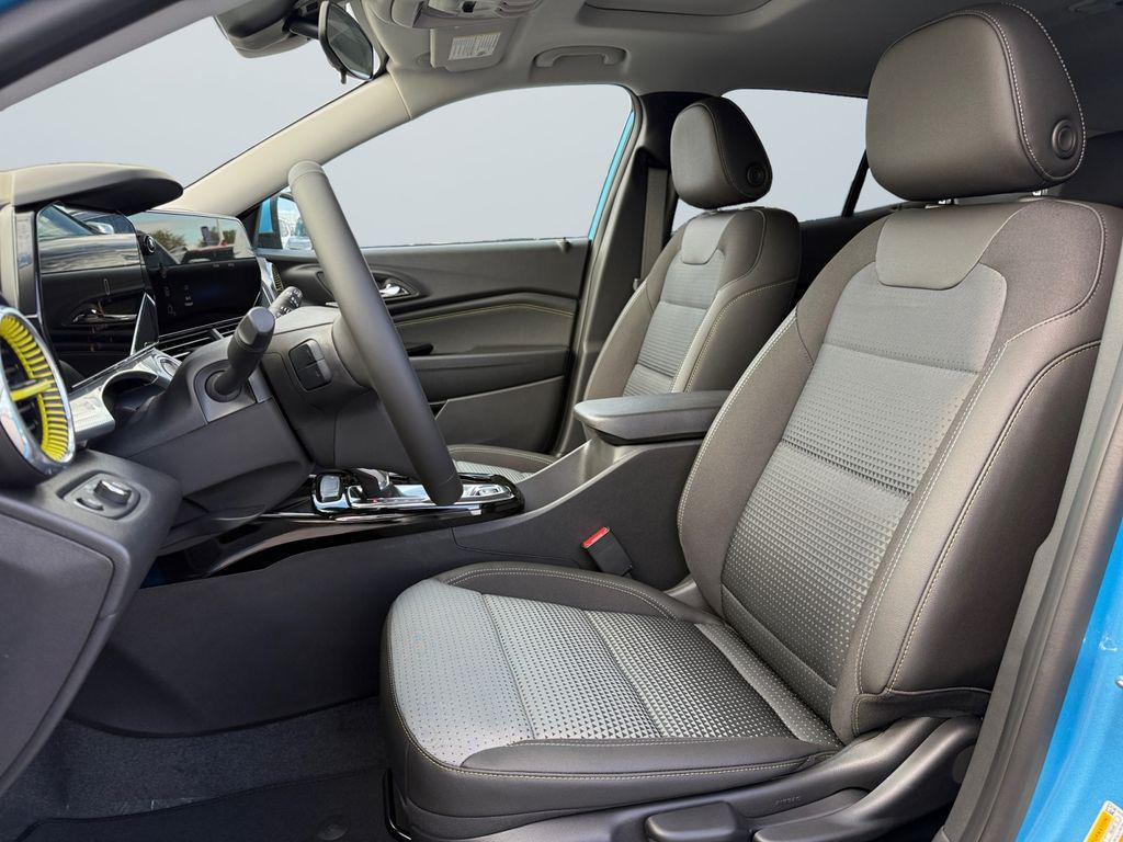 new 2026 Chevrolet Trax car, priced at $25,880