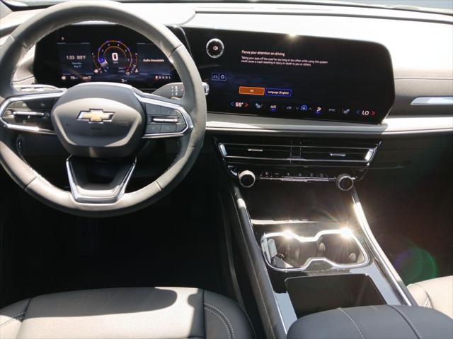 new 2025 Chevrolet Traverse car, priced at $43,102