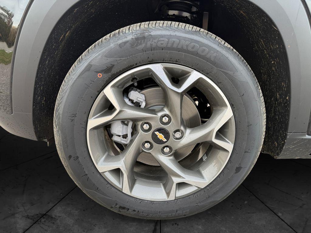 new 2026 Chevrolet Trax car, priced at $22,290