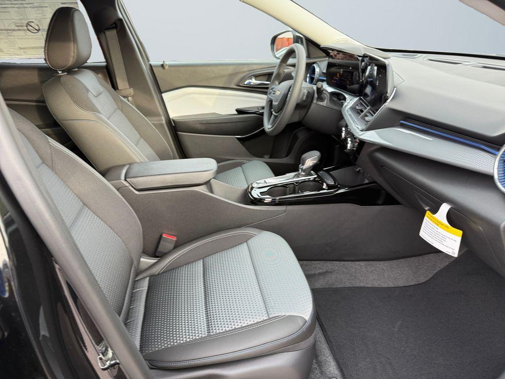 new 2026 Chevrolet Trax car, priced at $22,290