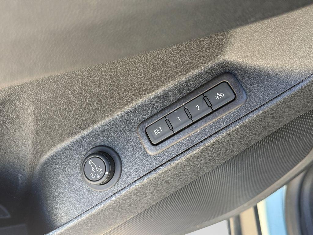 used 2022 Chevrolet Equinox car, priced at $20,750