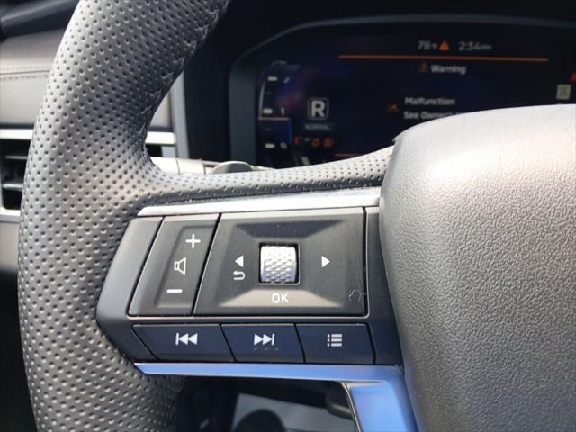 used 2024 Mitsubishi Outlander car, priced at $24,250