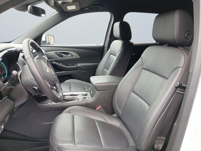 used 2022 Chevrolet Traverse car, priced at $31,000