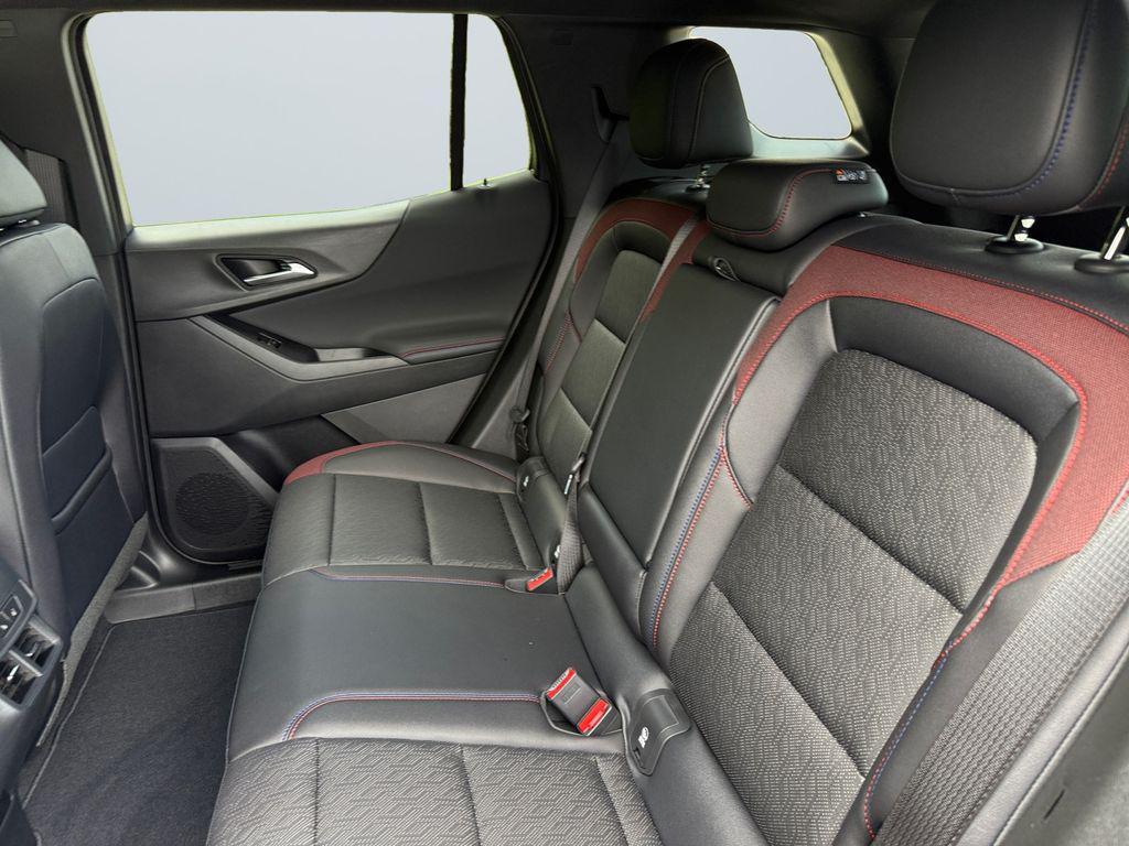 new 2026 Chevrolet Equinox car, priced at $33,360