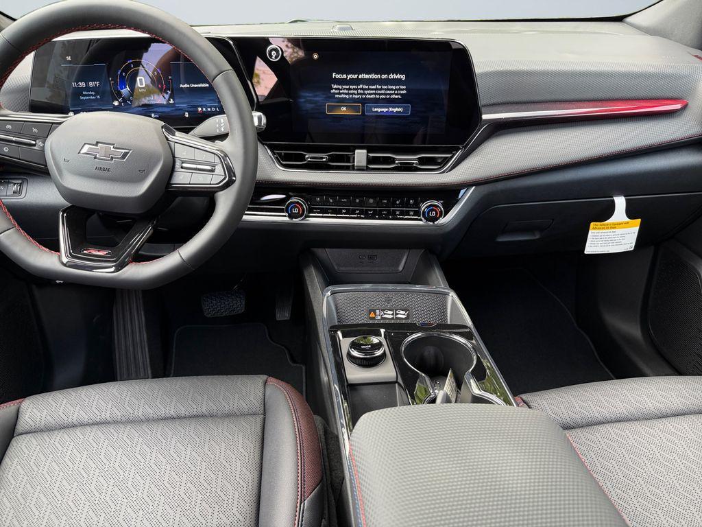 new 2026 Chevrolet Equinox car, priced at $33,360