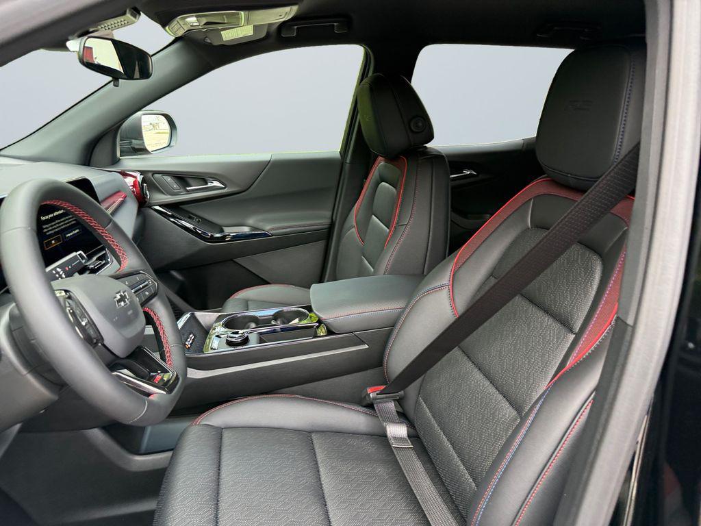 new 2026 Chevrolet Equinox car, priced at $33,360