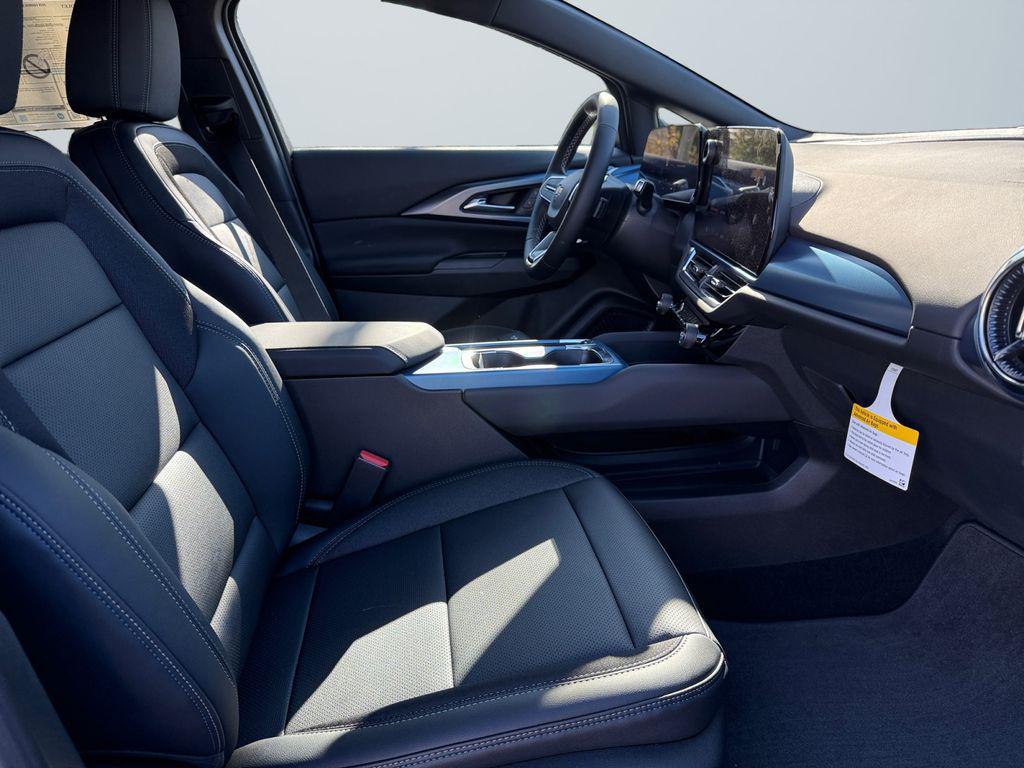 new 2026 Chevrolet Equinox EV car, priced at $39,386