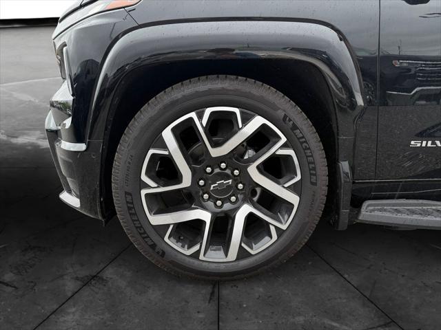 new 2024 Chevrolet Silverado EV car, priced at $90,705