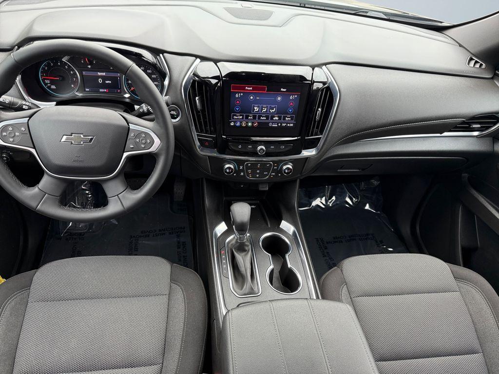 used 2023 Chevrolet Traverse car, priced at $30,500