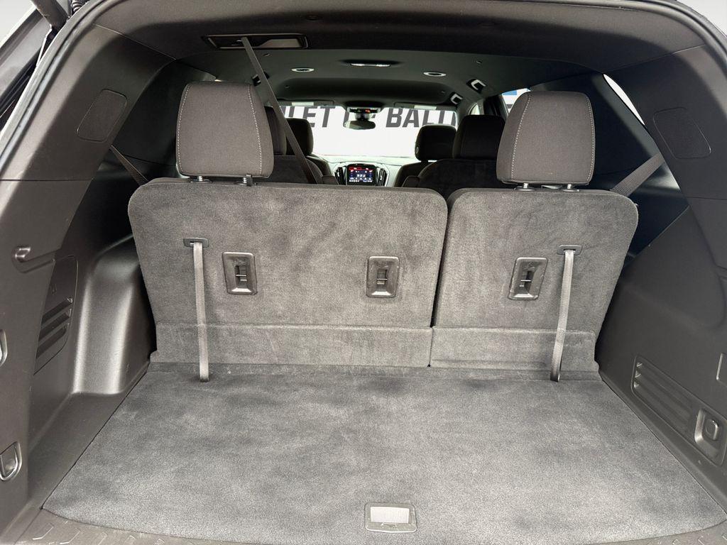 used 2023 Chevrolet Traverse car, priced at $30,500