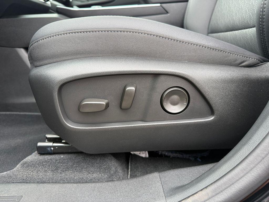 new 2026 Chevrolet Equinox car, priced at $31,003