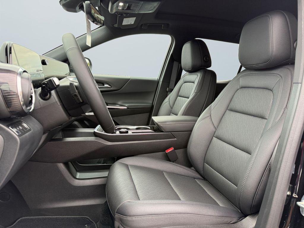 new 2026 Chevrolet Equinox car, priced at $31,003