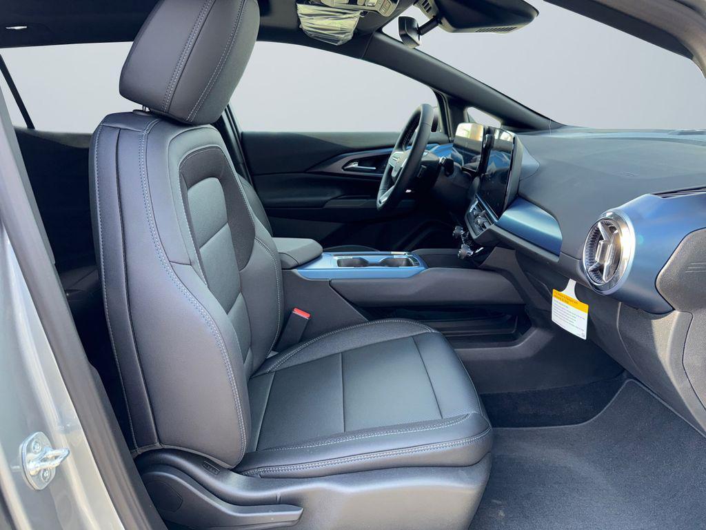 new 2026 Chevrolet Equinox EV car, priced at $37,313