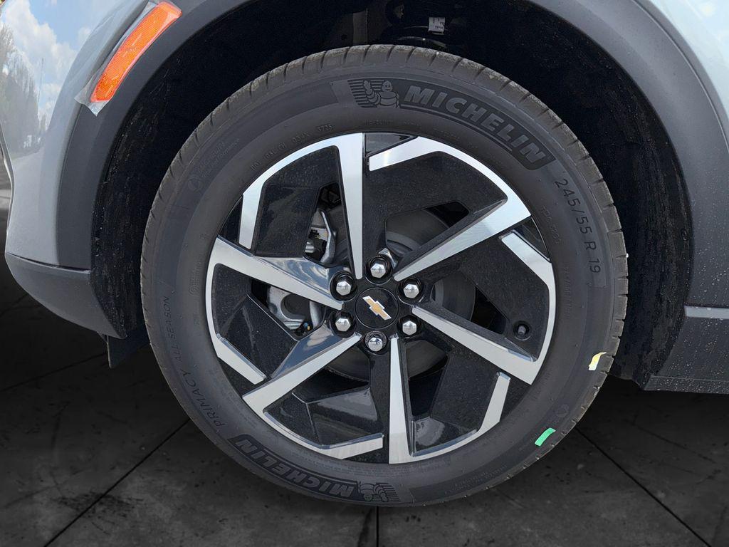 new 2026 Chevrolet Equinox EV car, priced at $37,313