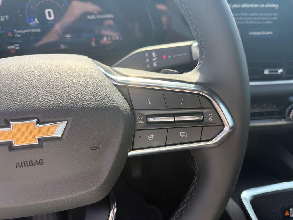 new 2026 Chevrolet Equinox car, priced at $30,032