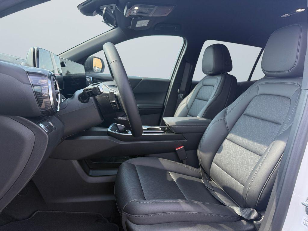 new 2026 Chevrolet Equinox car, priced at $30,032