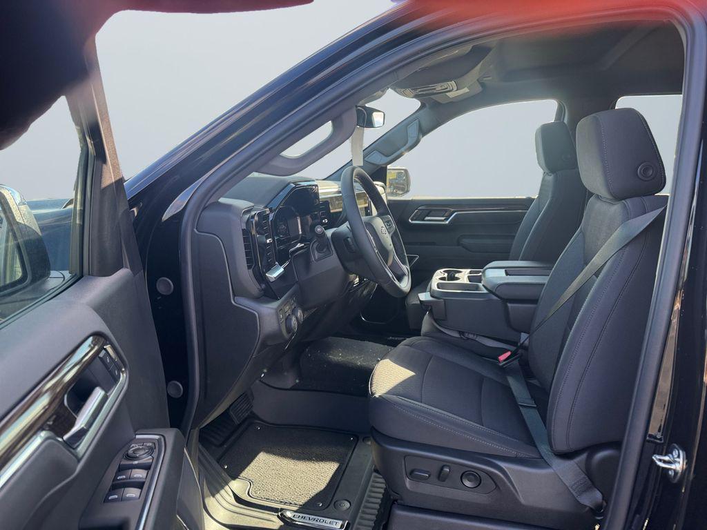new 2025 Chevrolet Silverado 1500 car, priced at $47,848