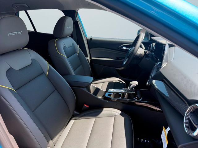 new 2025 Chevrolet Trax car, priced at $26,585