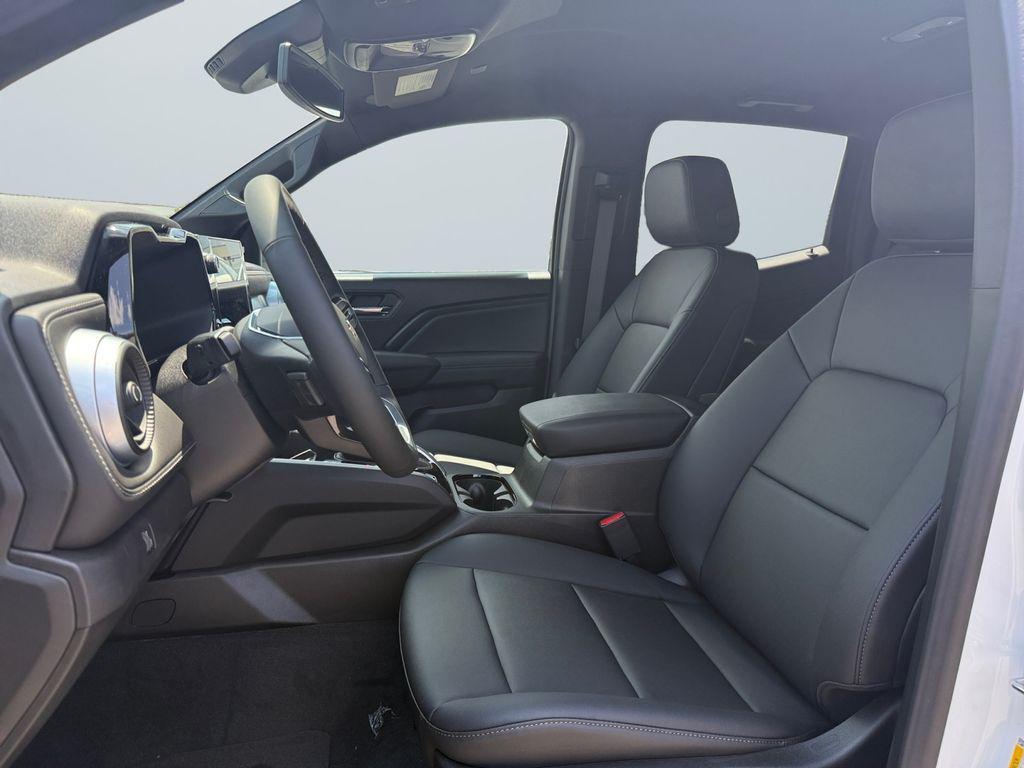 new 2025 Chevrolet Colorado car, priced at $37,870