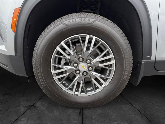 new 2025 Chevrolet Traverse car, priced at $41,435