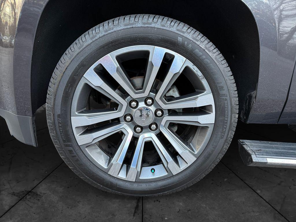 used 2018 GMC Yukon car, priced at $31,000