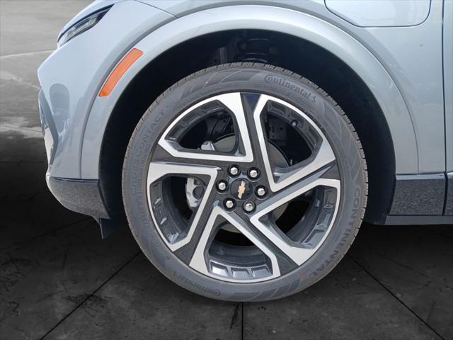 new 2025 Chevrolet Equinox EV car, priced at $40,984