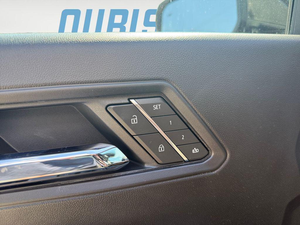 new 2025 Chevrolet Colorado car, priced at $49,062