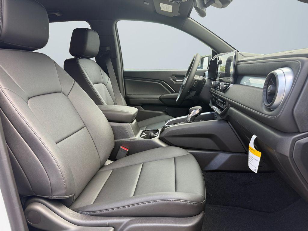 new 2025 Chevrolet Colorado car, priced at $39,204