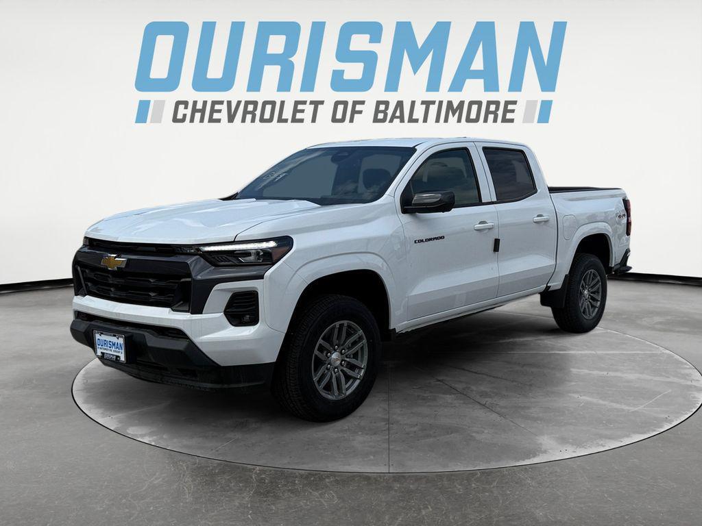 new 2025 Chevrolet Colorado car, priced at $39,204