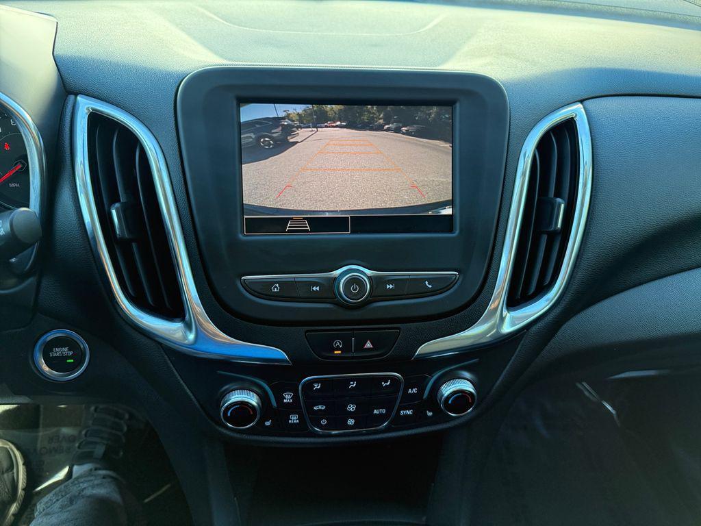 used 2022 Chevrolet Equinox car, priced at $21,000