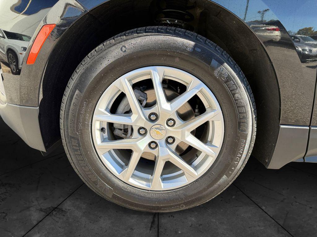 used 2022 Chevrolet Equinox car, priced at $21,000