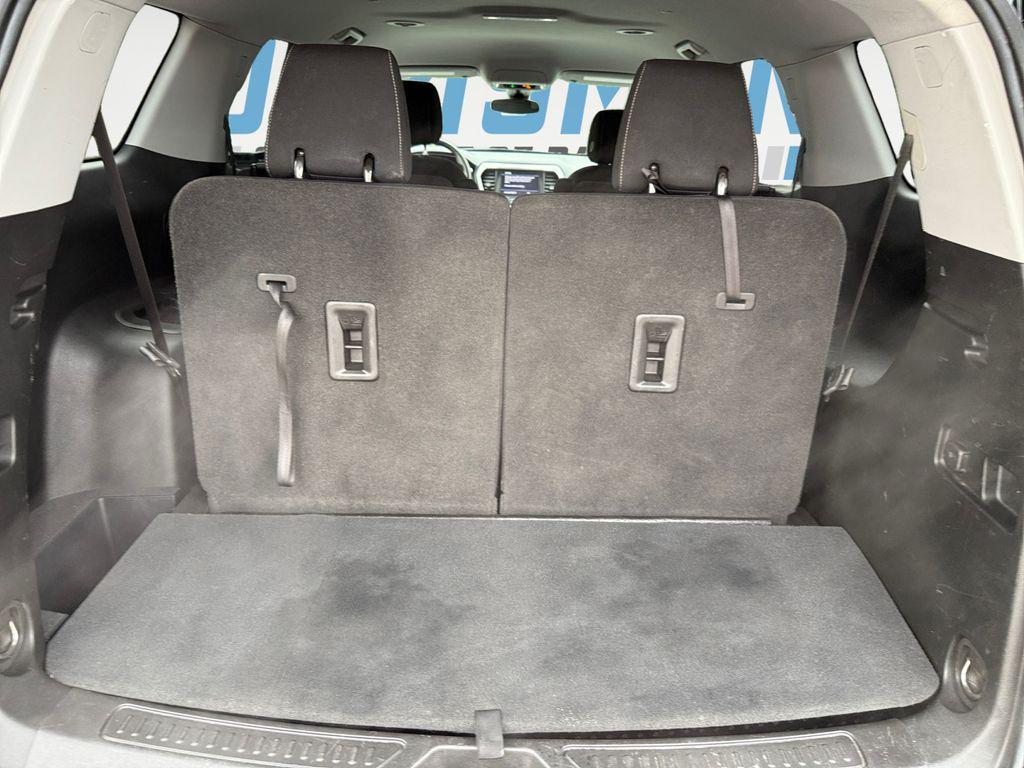 used 2023 GMC Acadia car, priced at $25,500