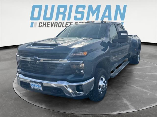 new 2025 Chevrolet Silverado 3500 car, priced at $72,000