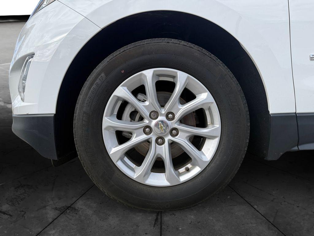 used 2021 Chevrolet Equinox car, priced at $17,000
