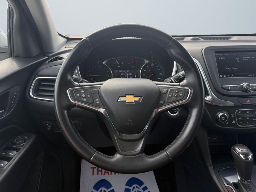 used 2021 Chevrolet Equinox car, priced at $17,000