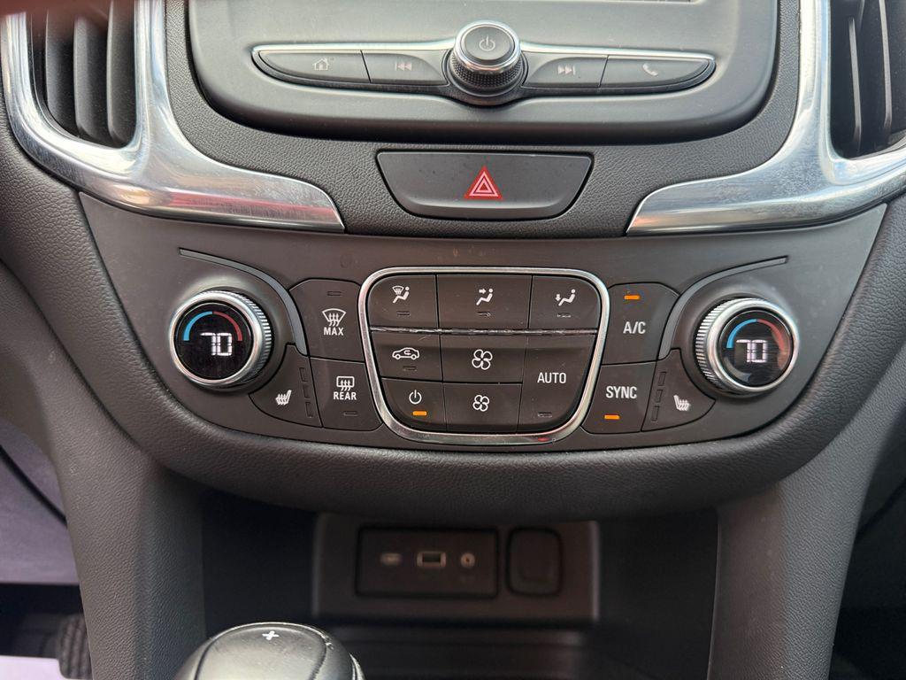 used 2021 Chevrolet Equinox car, priced at $17,000