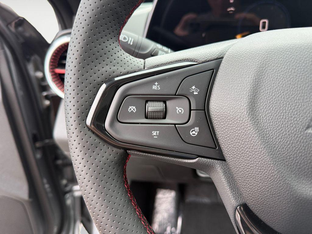 new 2025 Chevrolet Trax car, priced at $24,021