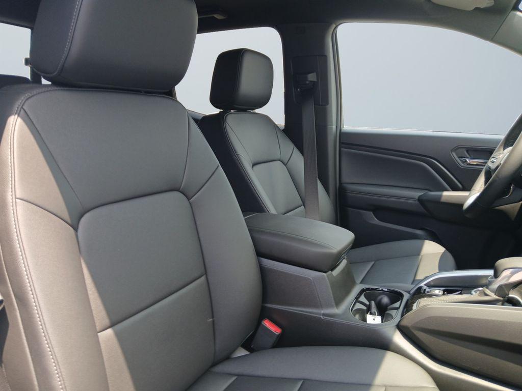 new 2025 Chevrolet Colorado car, priced at $37,462