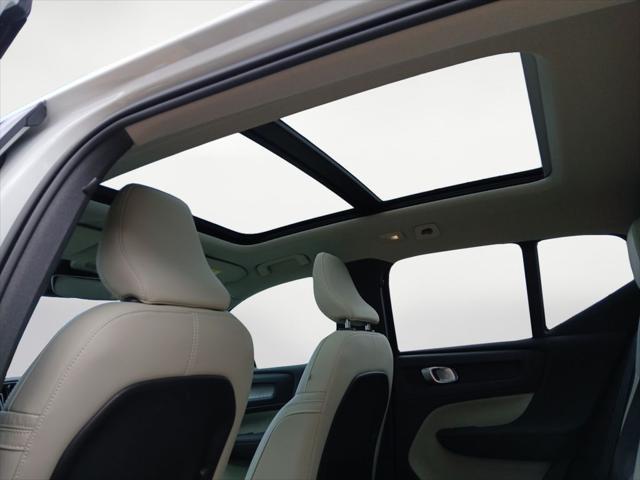used 2024 Volvo XC40 car, priced at $37,100