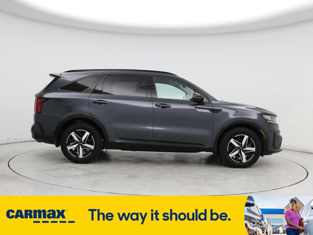 used 2022 Kia Sorento car, priced at $29,998