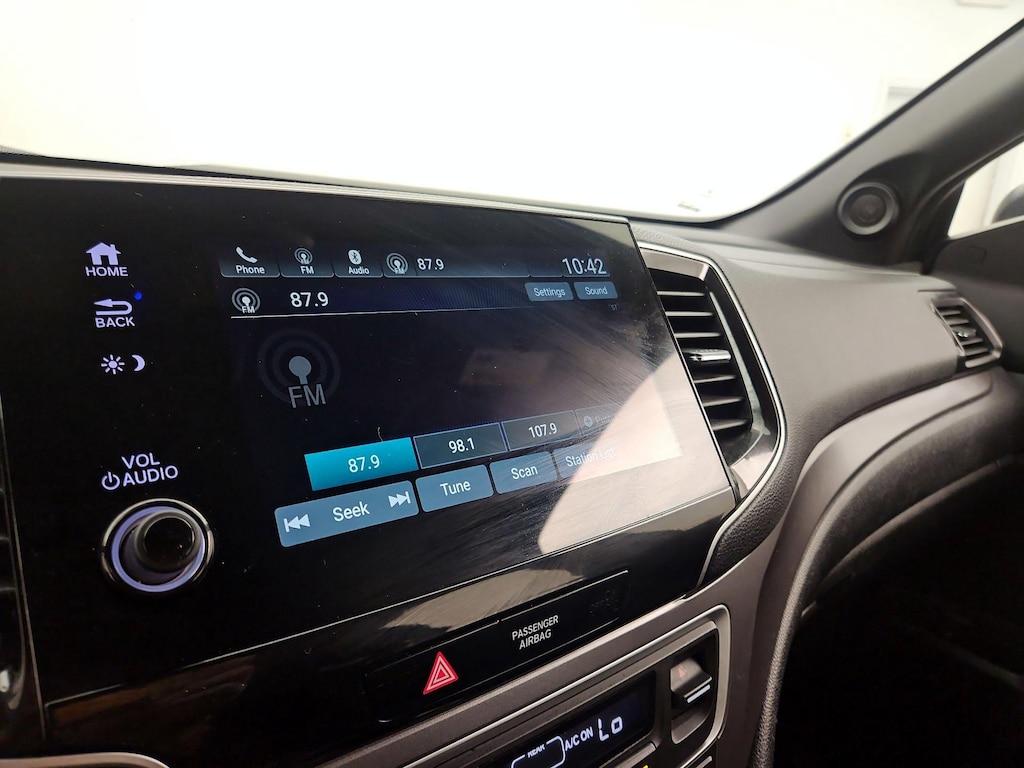 used 2022 Honda Pilot car, priced at $31,998